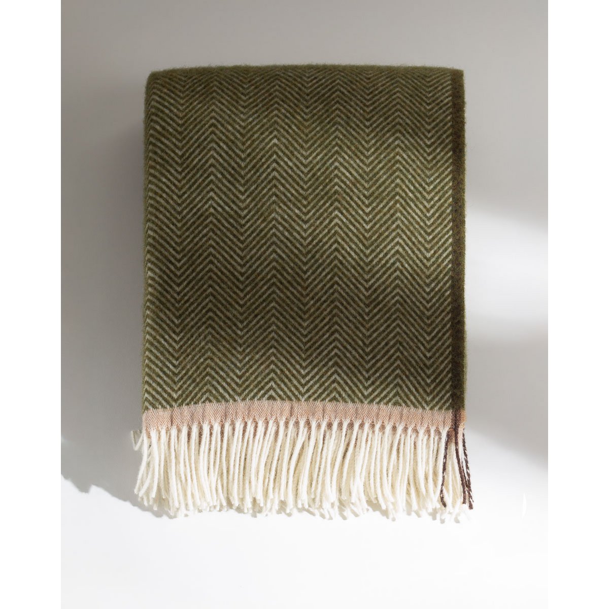 Denver Plaid – 100% Nieuw-Zeelandse Wol – Groen Zigzag-patroon – Luxe Woondeken – 140x200 cm